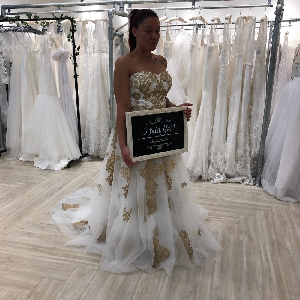Simply Bridal Maila Dress 2018 Brand New
